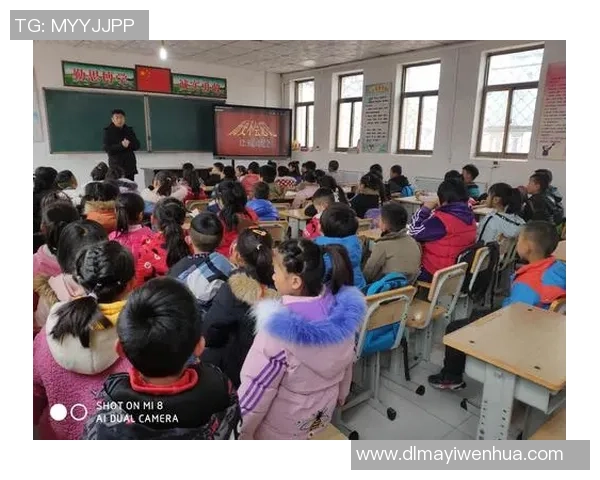 足球郑力的成长之路与未来展望探讨